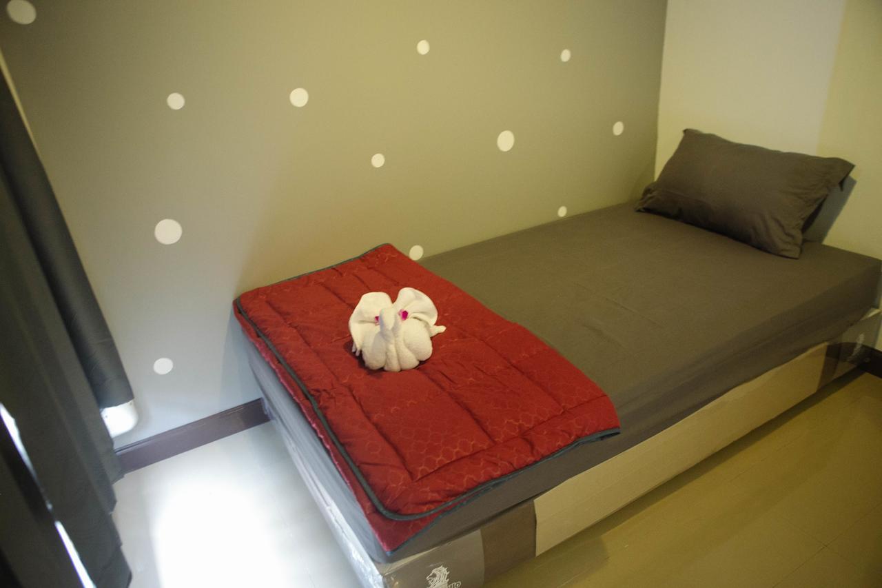 Full Stop. Hostel Chiang Mai Zewnętrze zdjęcie