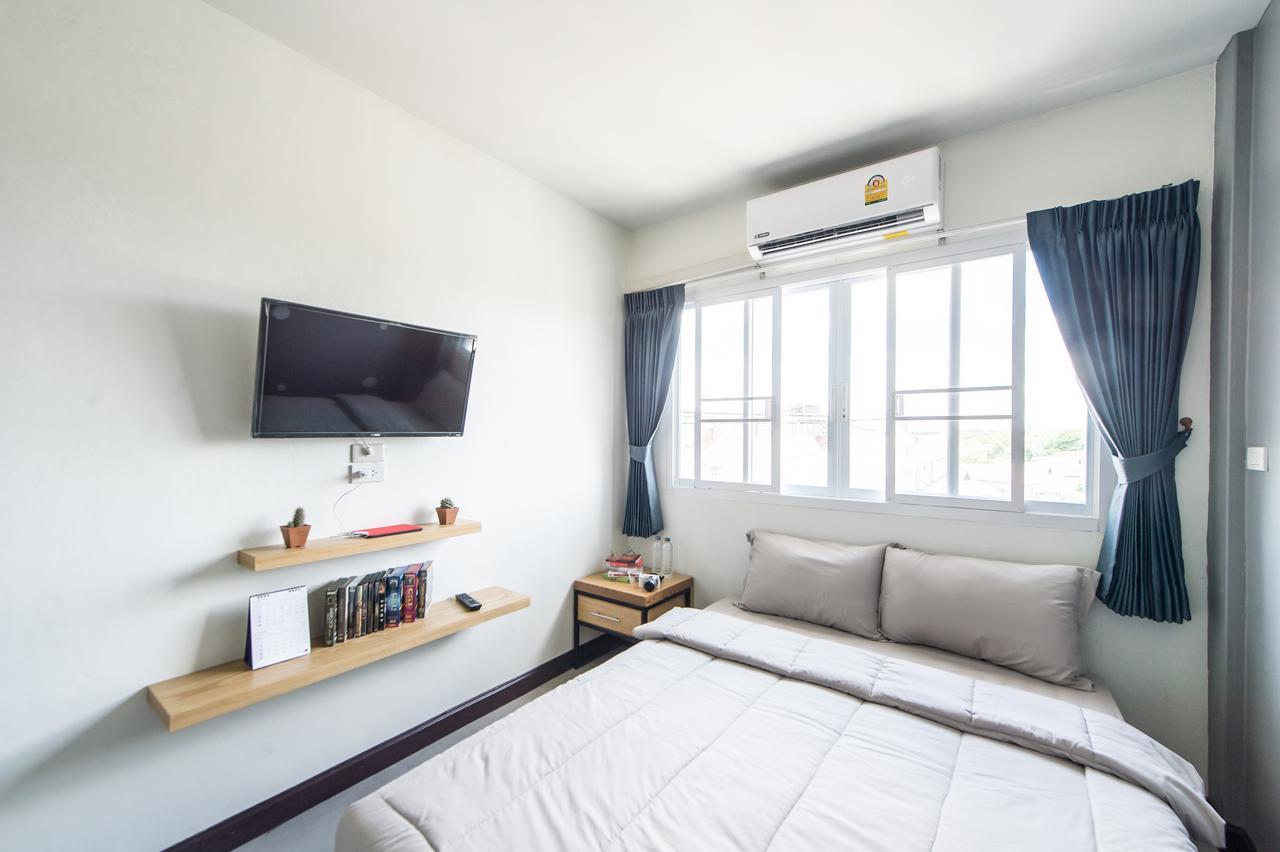 Full Stop. Hostel Chiang Mai Zewnętrze zdjęcie
